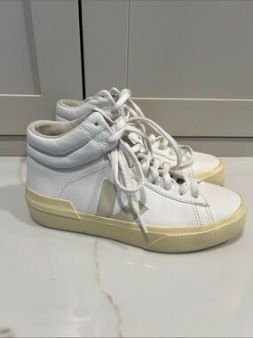 VEJA White High-Top Sneakers with Cream Sole